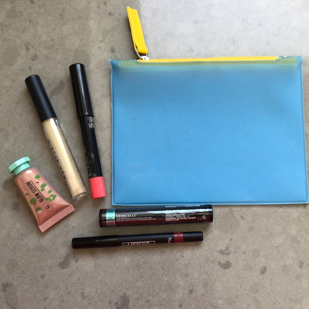 Great buy! 5 piece bundle of brand-new never used cult beauty